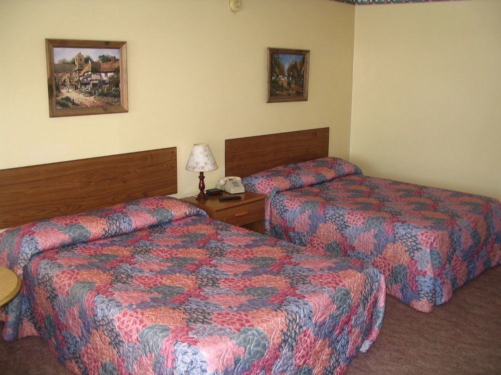 Warrensburg Inn & Suites - 6 Mi To Lake George Zewnętrze zdjęcie
