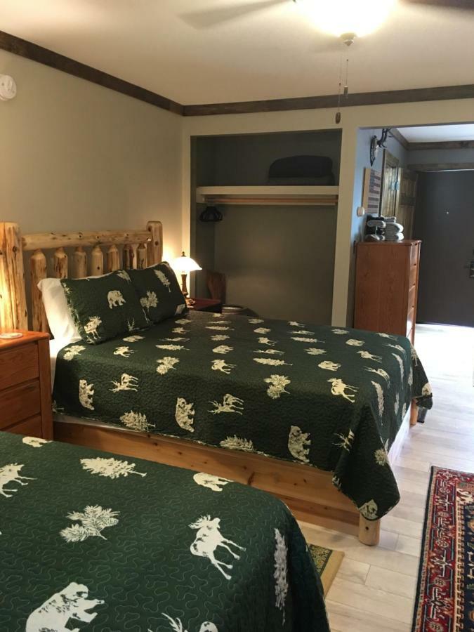 Warrensburg Inn & Suites - 6 Mi To Lake George Zewnętrze zdjęcie